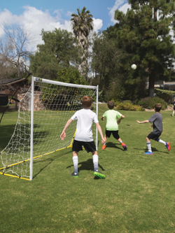 Ворота складные футбольные 244 х 152 см SKLZ QUICKSTER SOCCER GOAL 8' X 5'
