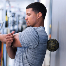 Массажный мяч черный, 13 см SKLZ Targeted Massage Ball (большой)