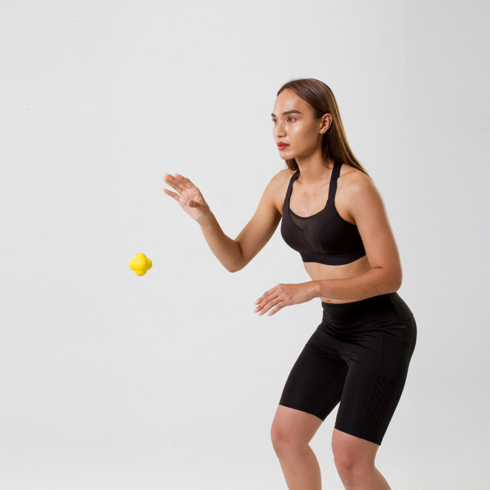 Тренировочный мяч шестигранный для развития реакции SKLZ REACTION BALL