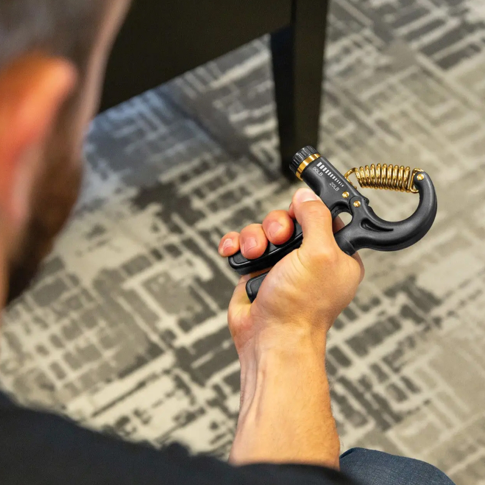 Эспандер кистевой с регулируемым сопротивлением SKLZ Grip Strength Trainer